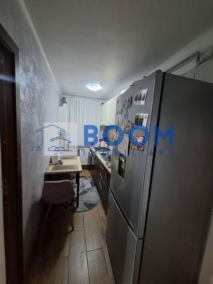 Apartament cu 3 camere semidecomandat, mobilat în Ostroveni