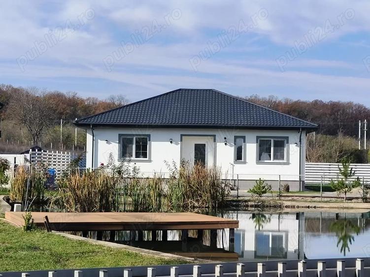 Casă cu 4 camere cu Teren 800 Mp în Periș