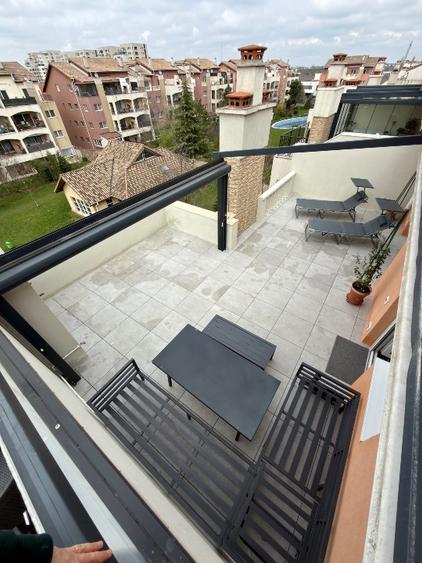 Apartament cu 3 camere decomandat, mobilat în Central