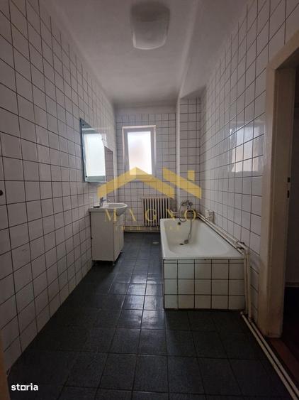 Apartament cu 4 camere, mobilat în Malul Mureșului