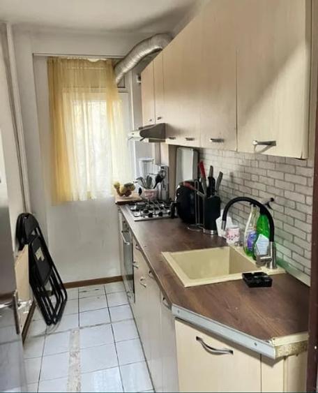 Pantelimon, Piata Delfinului,et 2/ 10 ,decomandat,amenajat,mobilat,Liber. - 4