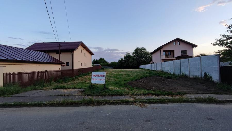Teren Construcții intravilan de 1154 mp, în Cornetu