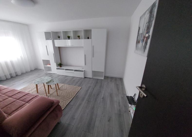 Apartament cu 2 camere decomandat în Popoveni