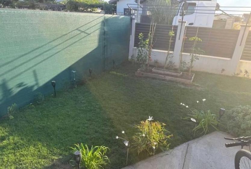 Casă individuală cu 4 camere cu Teren 200 Mp în Berceni