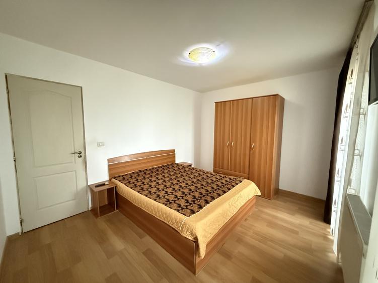 Apartament cu 3 camere, mobilat în Giroc