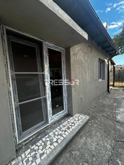 Casă individuală cu 5 camere cu Canalizare în Faleza Nord