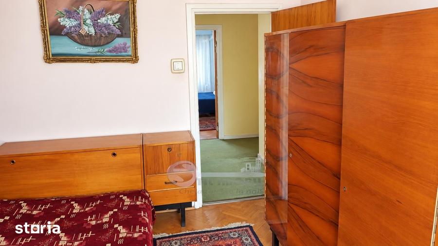 Apartament cu 4 camere în Tudor Vladimirescu