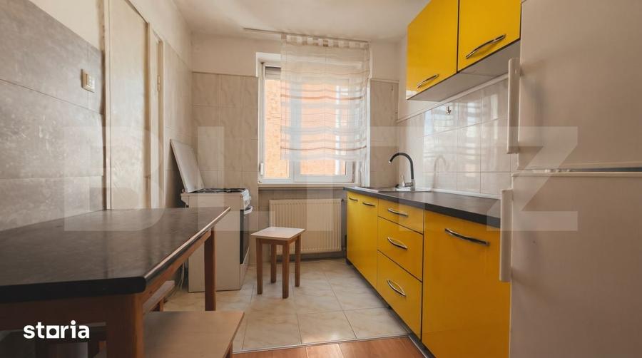 Apartament cu 3 camere de inchiriat Vis-a-vis de Piata Mare - 1