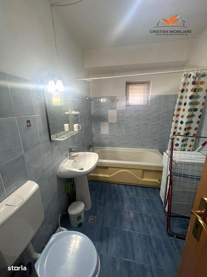Apartament cu 2 camere decomandat în Cetate