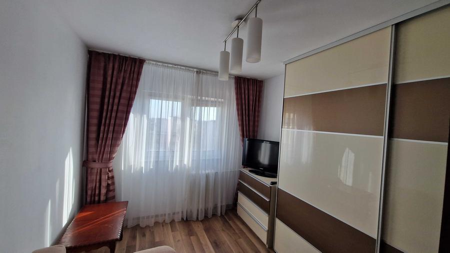 Apartament cu 3 camere decomandat în Brâncoveanu