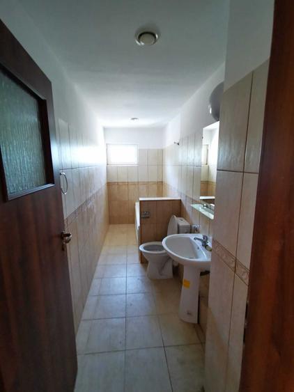 Apartament cu 2 camere decomandat în 13 Septembrie