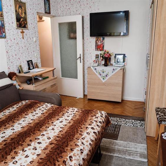 Apartament cu 2 camere decomandat în Județean