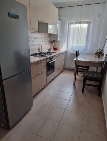 Apartament cu 2 camere decomandat în Vișan