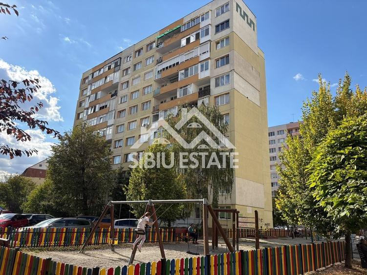 Apartament cu 2 camere în Mihai Viteazul
