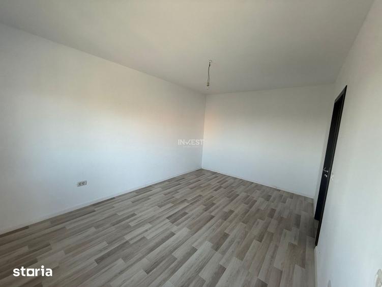 Casă cu 5 camere cu Teren 1100 Mp în Valea Lupului