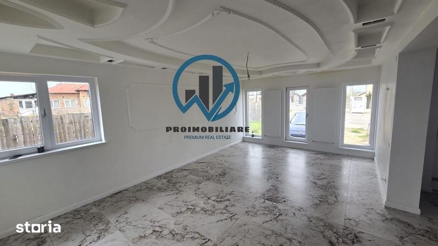 Casă cu 4 camere cu Teren 455 Mp în Bradu