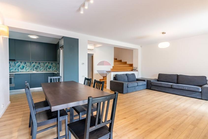 Casă individuală cu 6 camere cu Teren 751 Mp în Corbeanca