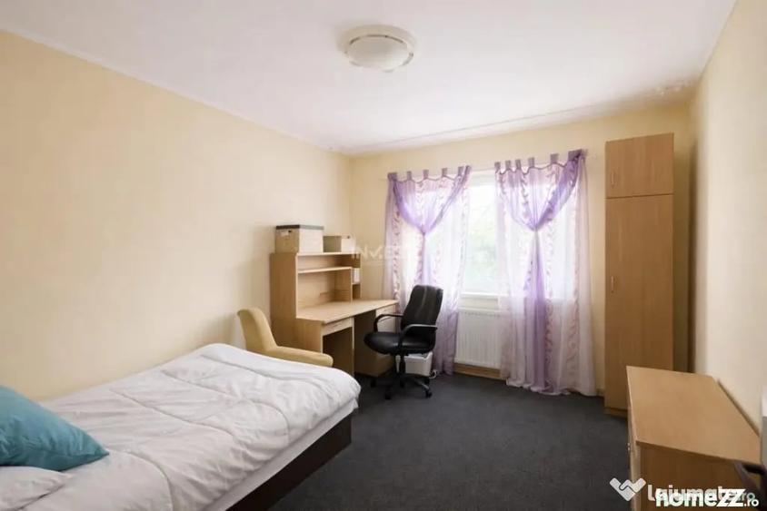 Apartament cu 3 camere decomandat în Nicolina