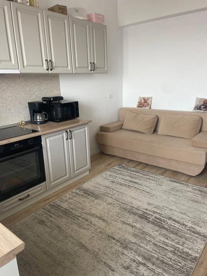 Apartament cu 2 camere decomandat în Est