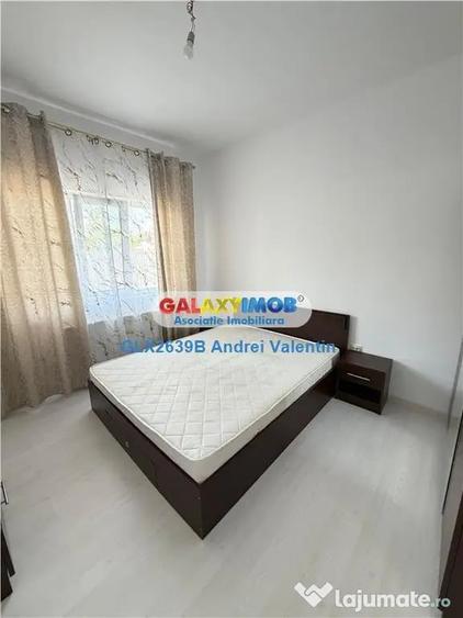 Apartament cu 3 camere semidecomandat în Apărătorii Patriei