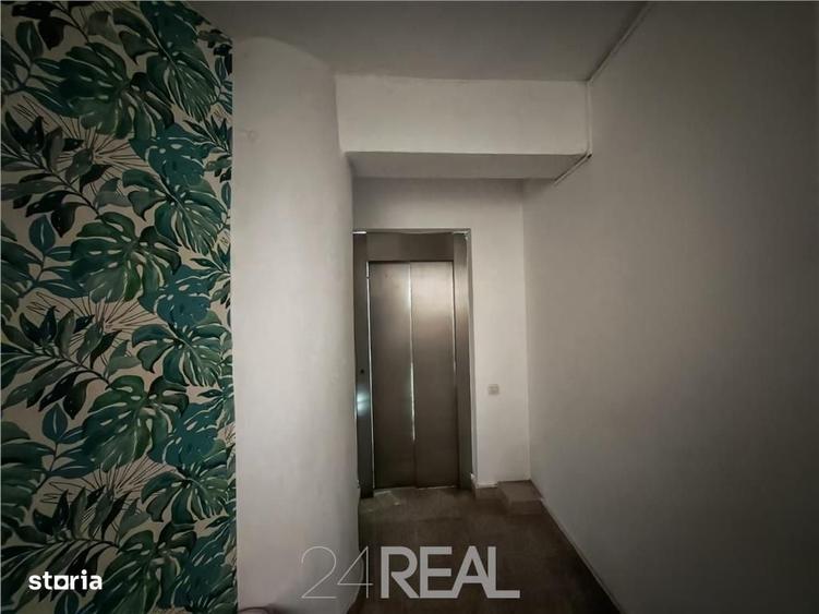 Spațiu comercial, de 1,100 mp, în Vitan