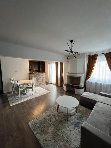 Apartament cu 3 camere decomandat în Aviației