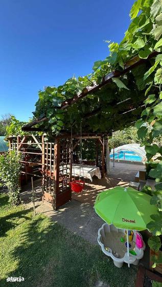 Casă cu 5 camere decomandat cu Teren 700 Mp în Central