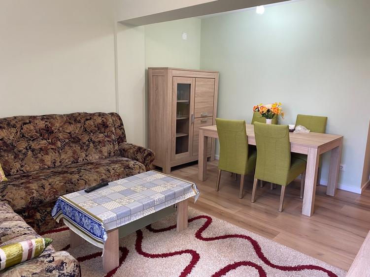 Apartament cu 2 camere semidecomandat în Bună Ziua