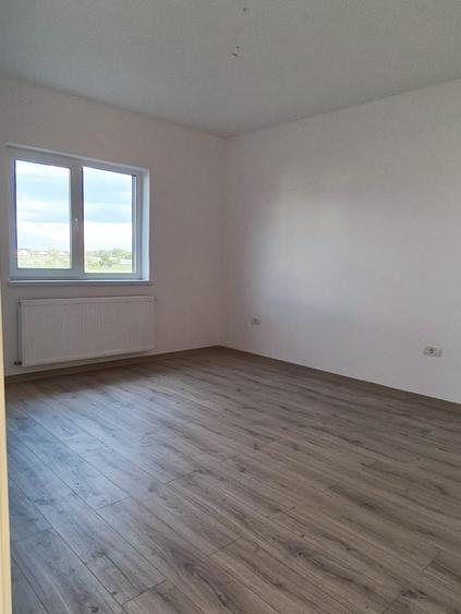 Casă individuală cu 4 camere cu Teren 345 Mp în Joița