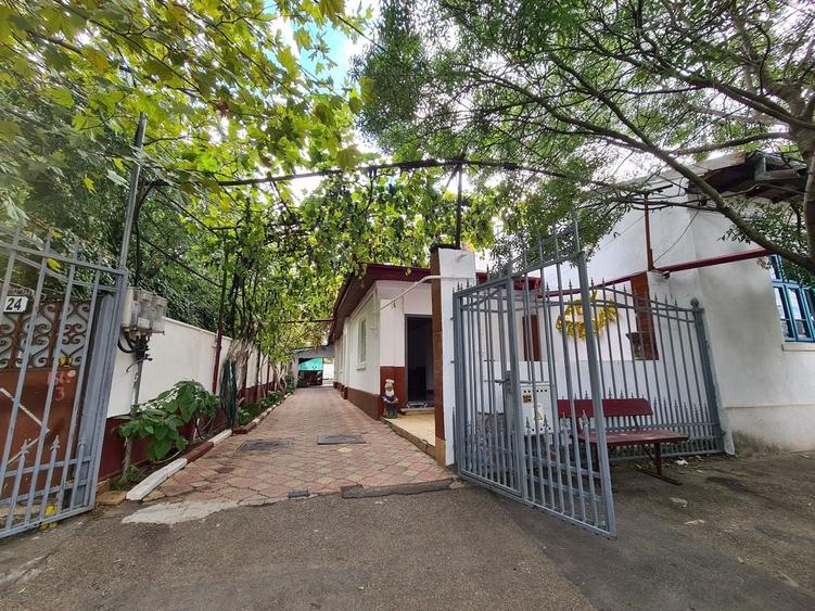 Casă individuală cu 5 camere cu Canalizare în Chibrit