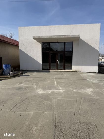 Spațiu comercial, de 310 mp, în Sohatu