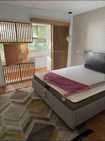 Apartament cu 3 camere decomandat în Buzaului