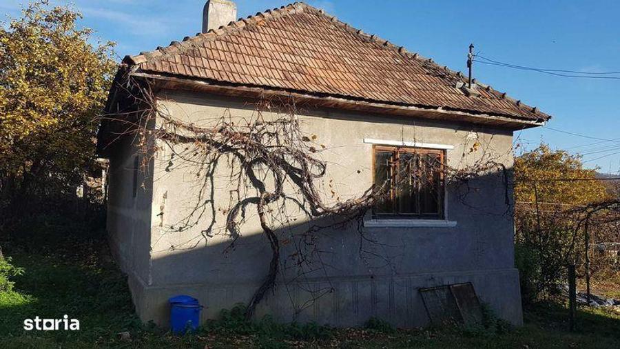 Casă cu 3 camere cu Teren 80 Mp în Gâlgău