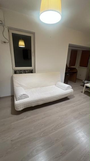 Apartament cu 2 camere decomandat în Eroii Revoluției