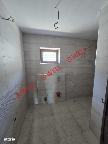 Casă cu 5 camere cu Teren 785 Mp în Central