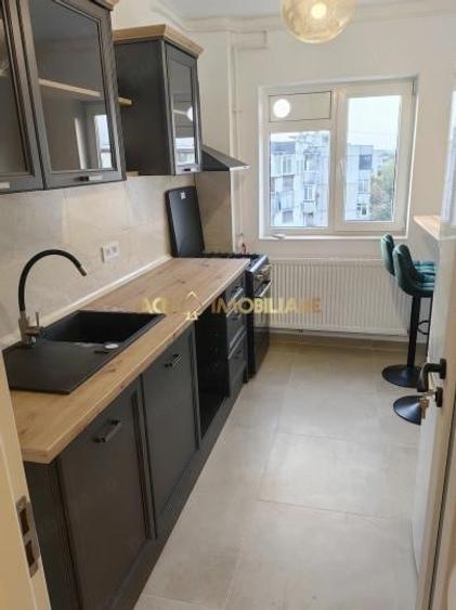 Apartament cu 2 camere decomandat, mobilat în Crângași