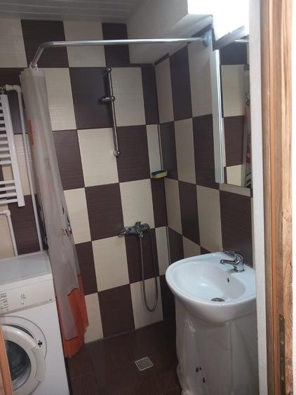 Apartament cu 2 camere semidecomandat în Dacia