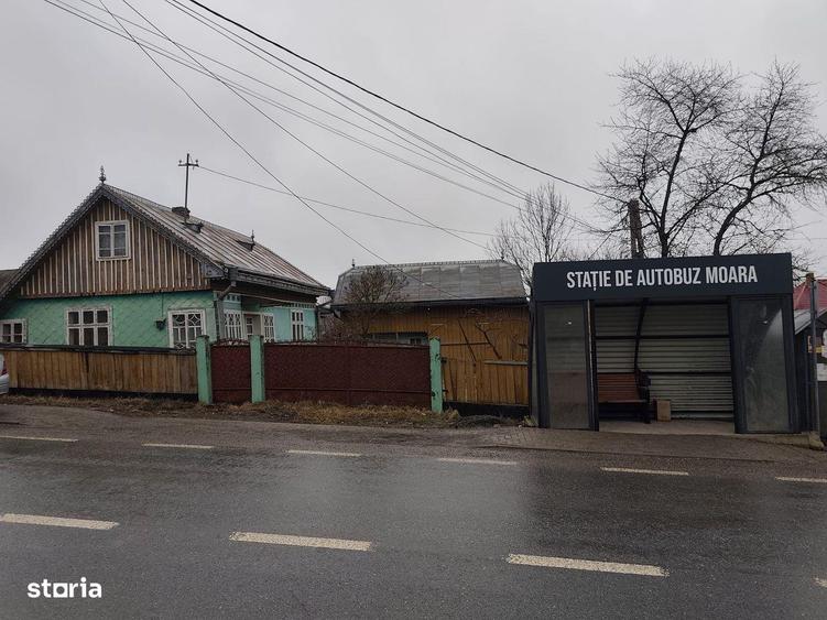 Teren de 2400 mp, în Moara