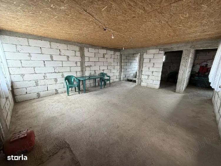 Casă cu 3 camere cu Teren 484 Mp în Ciorani