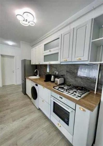 Apartament cu 2 camere decomandat, mobilat în Aeroport