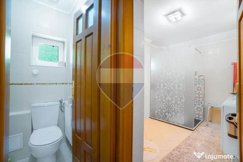 Casă cu 4 camere cu Teren 853 Mp în Cheia