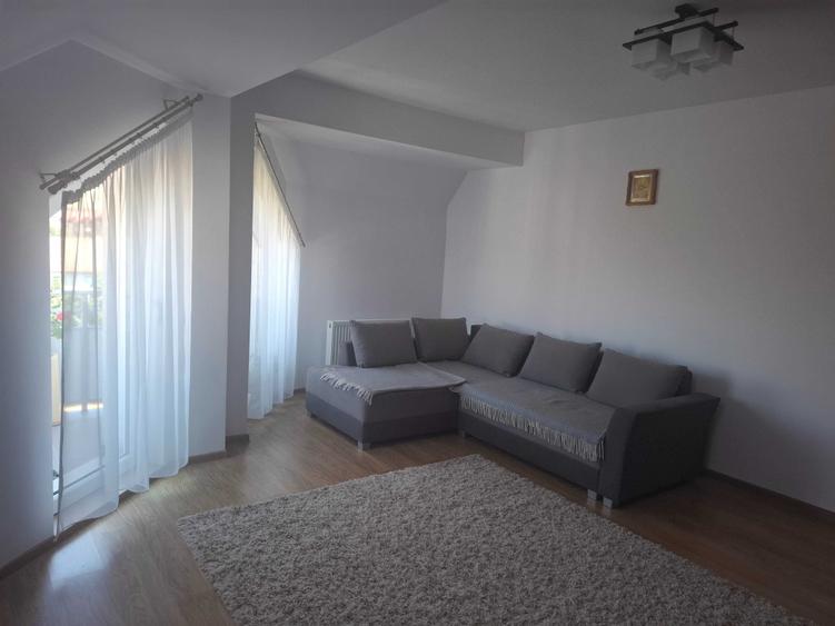 Apartament cu 2 camere decomandat în Florești