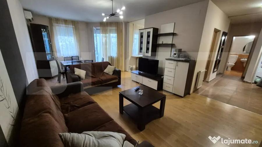 Apartament cu 2 camere decomandat în Micro 16
