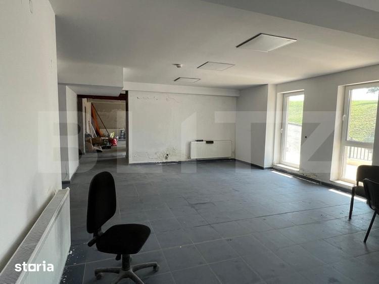 Spațiu comercial, de 220 mp, în Gruia