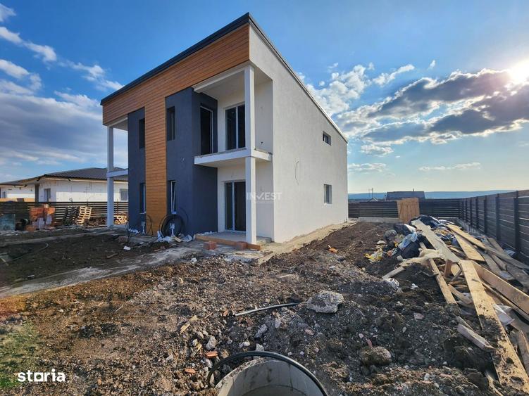Casă cu 3 camere cu Teren 250 Mp în Miroslava