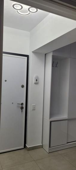 Apartament cu 2 camere decomandat în Dobroești
