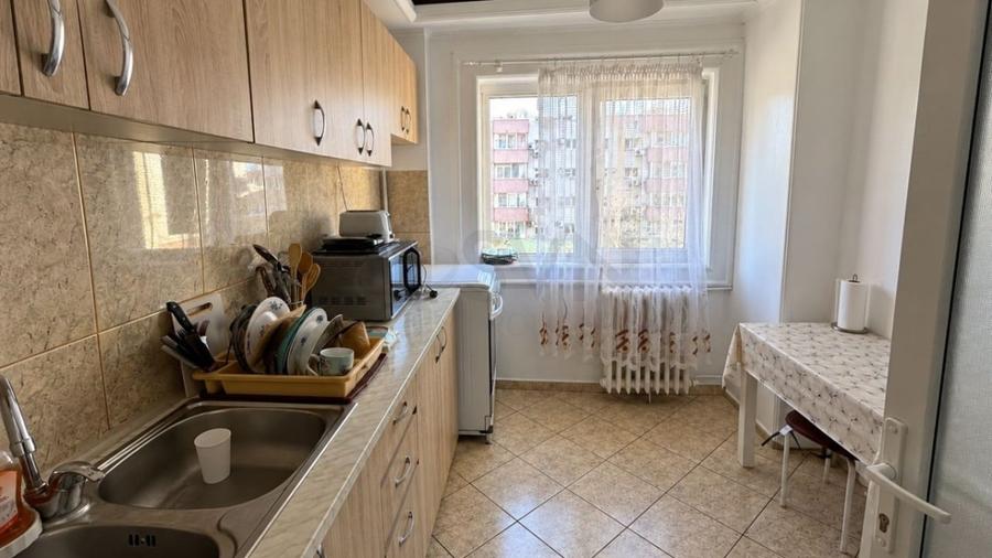 Apartament cu 2 camere semidecomandat, mobilat în Moșilor