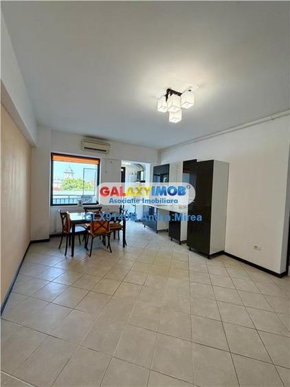Apartament cu 2 camere semidecomandat, mobilat în Calea Călărașilor