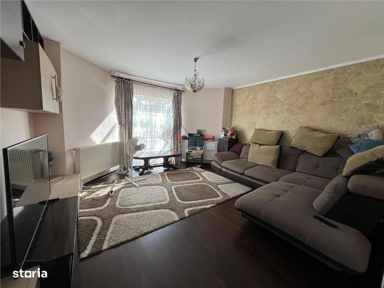 Casă cu 4 camere în Banu