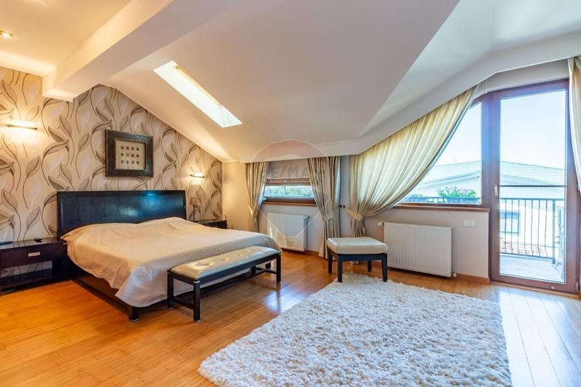 Casă individuală cu 5 camere cu Teren 378 Mp în Corbeanca